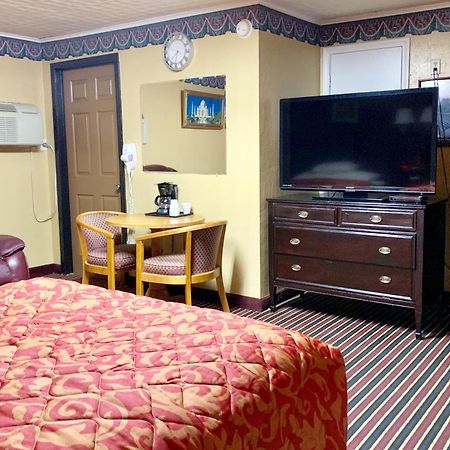 Relax Inn Vinita Exterior photo