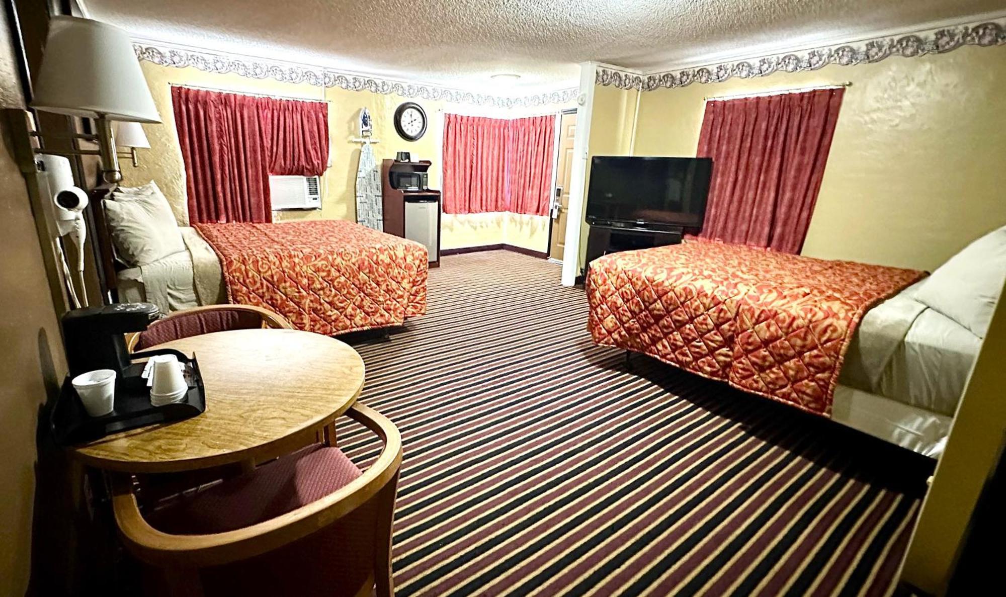 Relax Inn Vinita Exterior photo