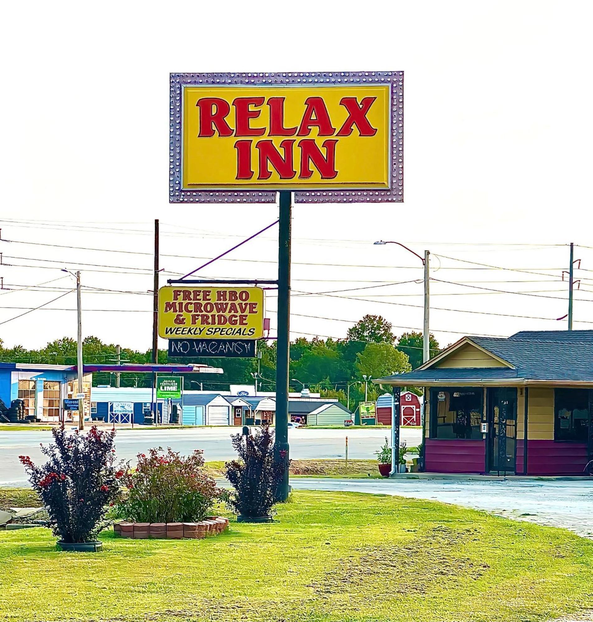 Relax Inn Vinita Exterior photo