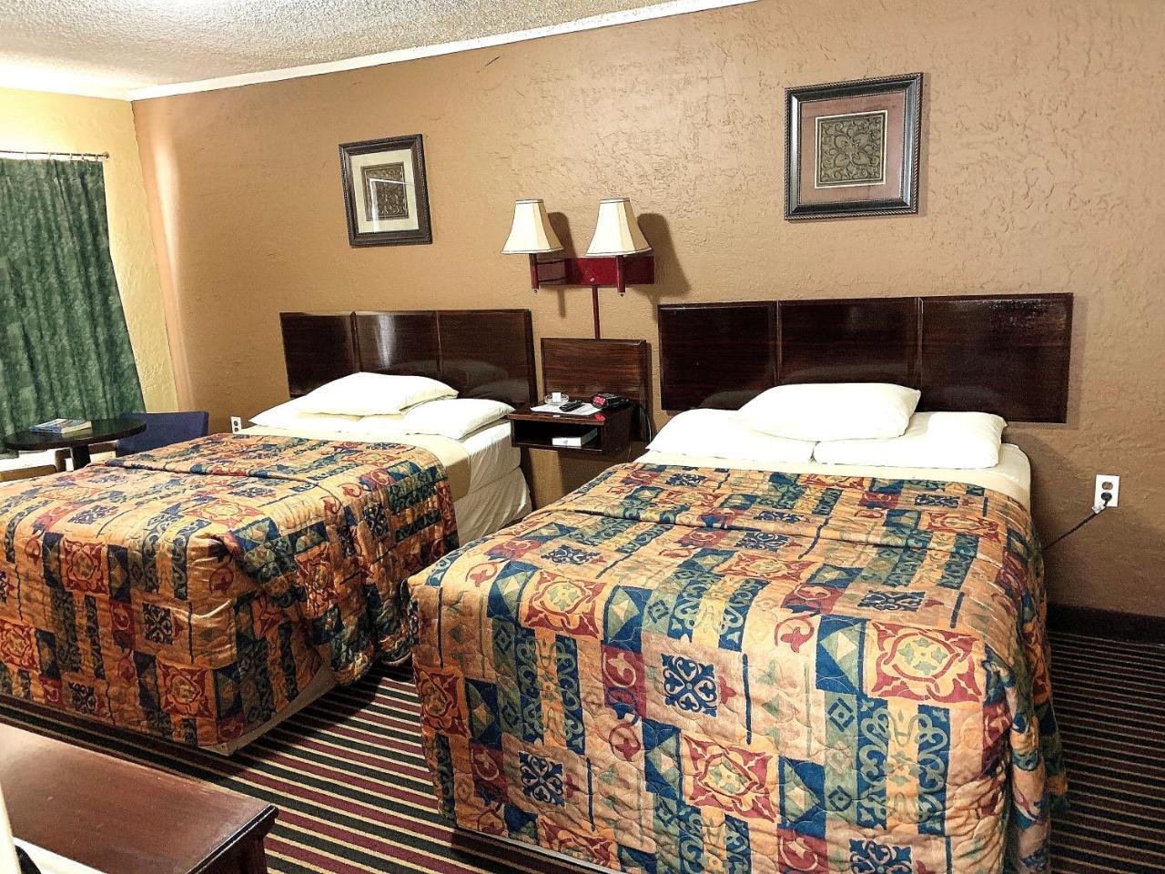 Relax Inn Vinita Exterior photo